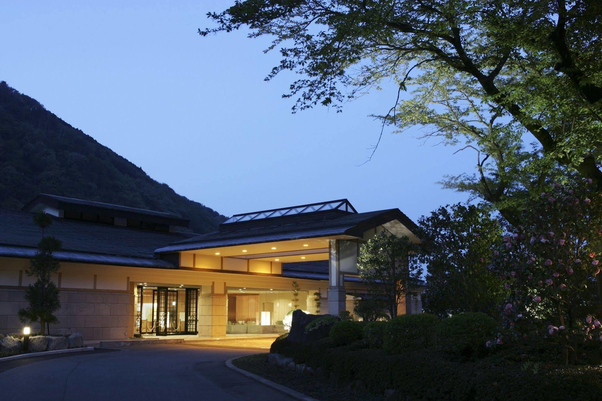 Hotel Hatsuhana Hakone Extérieur photo